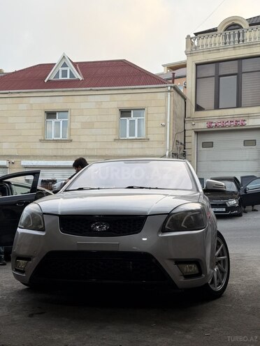 Kia Rio-14