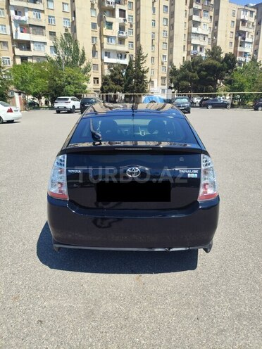 Toyota Prius-7