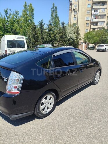 Toyota Prius-9