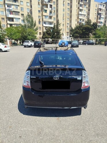 Toyota Prius-10
