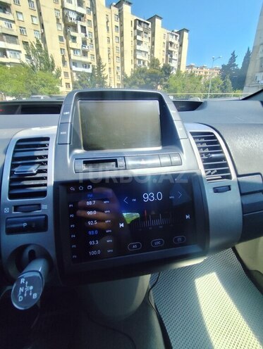 Toyota Prius-21