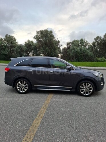 Kia Sorento-7