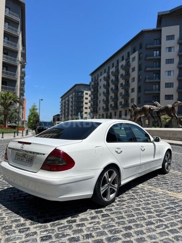 Mercedes E 220-5