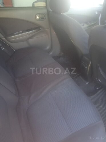Nissan Sunny-7