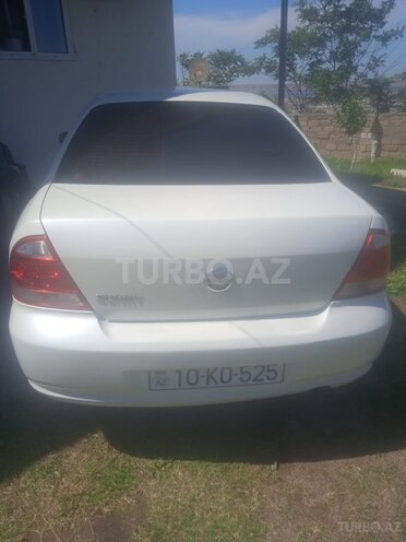 Nissan Sunny-4