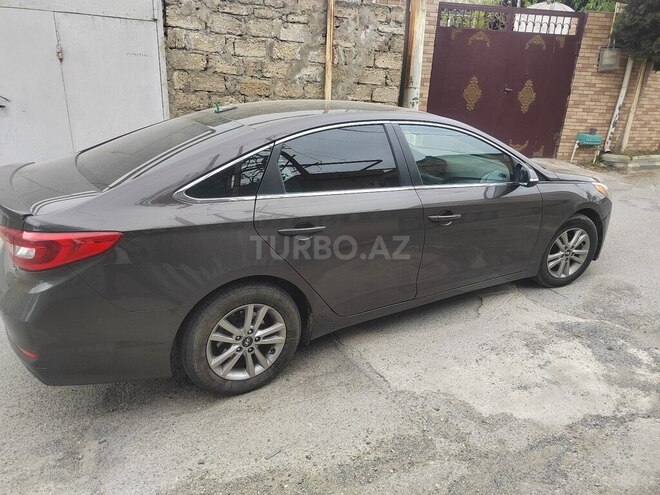 Hyundai Sonata-3