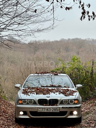 BMW 523-9
