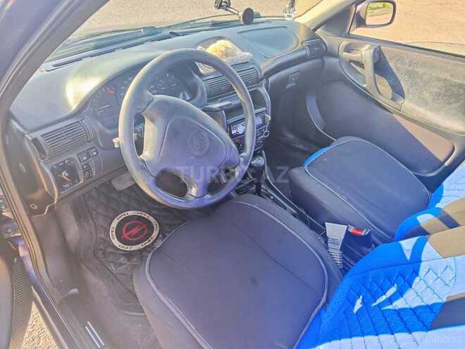 Opel Astra-9