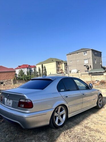 BMW 523-7