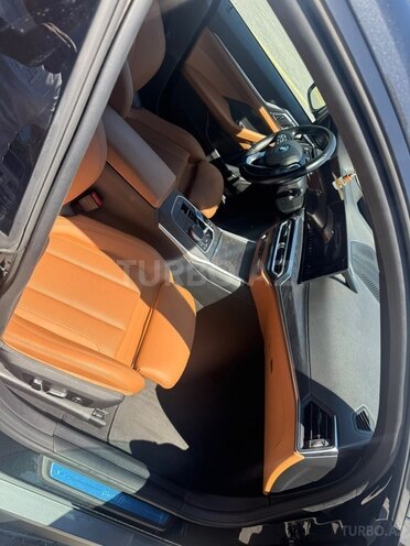 BMW i4-11