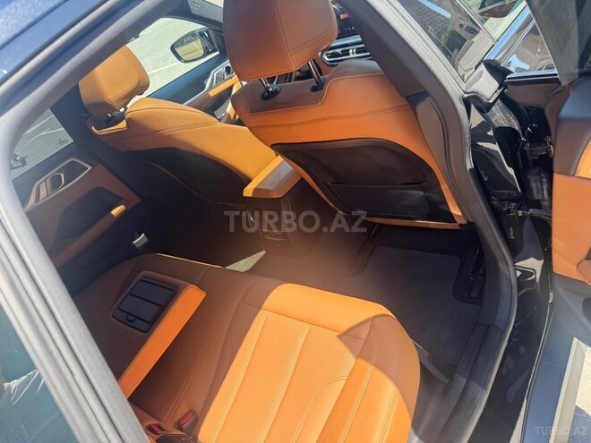 BMW i4-16