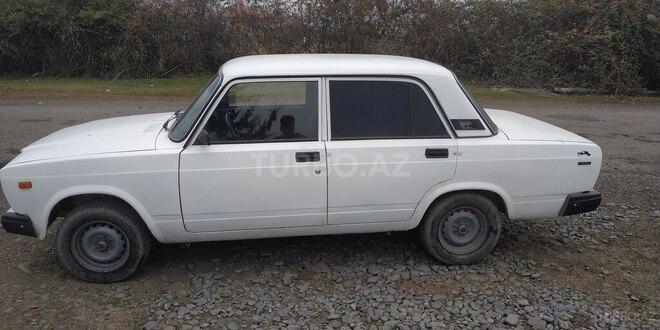 LADA (VAZ) 2107-3