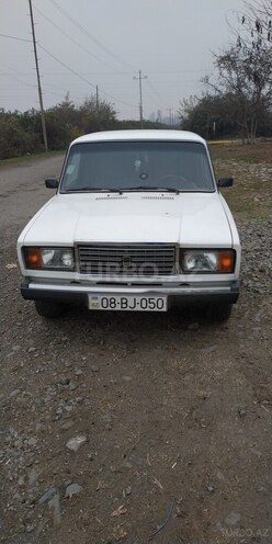 LADA (VAZ) 2107-1