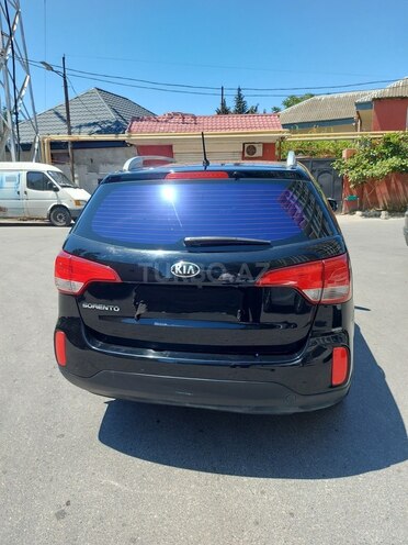 Kia Sorento-11