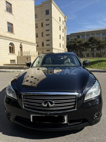 Infiniti M37-11