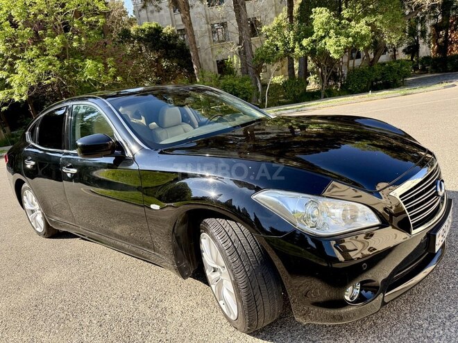 Infiniti M37-7