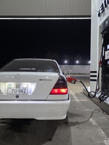 Mercedes C 230-12