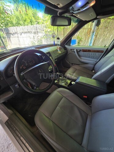 Mercedes C 230-2
