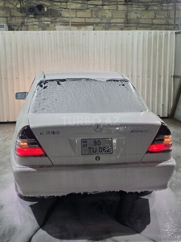 Mercedes C 230-19