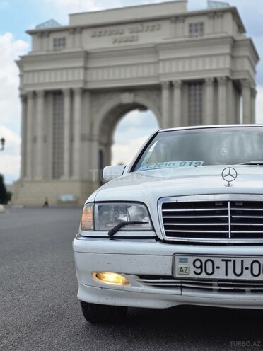 Mercedes C 230-8