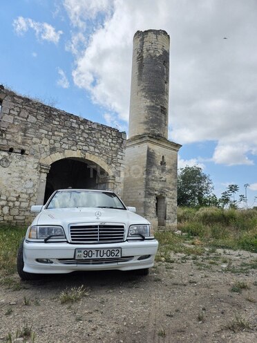 Mercedes C 230-6