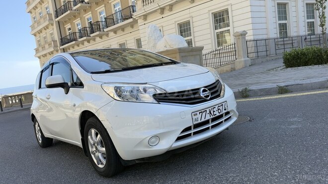 Nissan Note-1