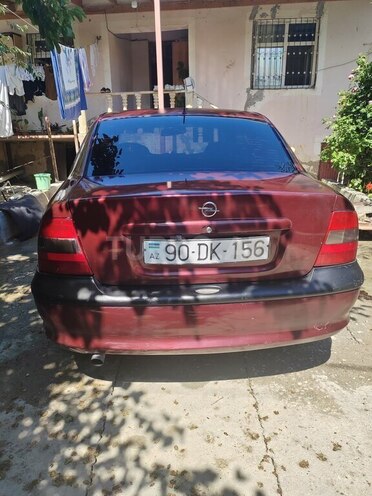 Opel Vectra-3