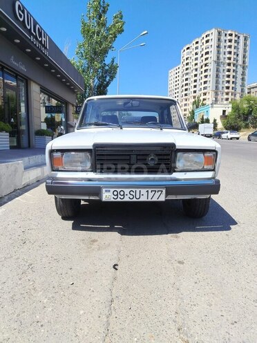 LADA (VAZ) 2107-1