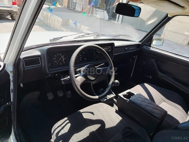 LADA (VAZ) 2107-10