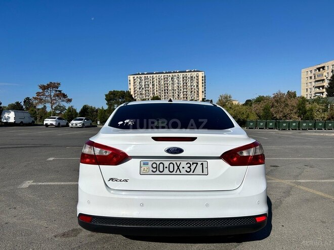 Ford Focus-2