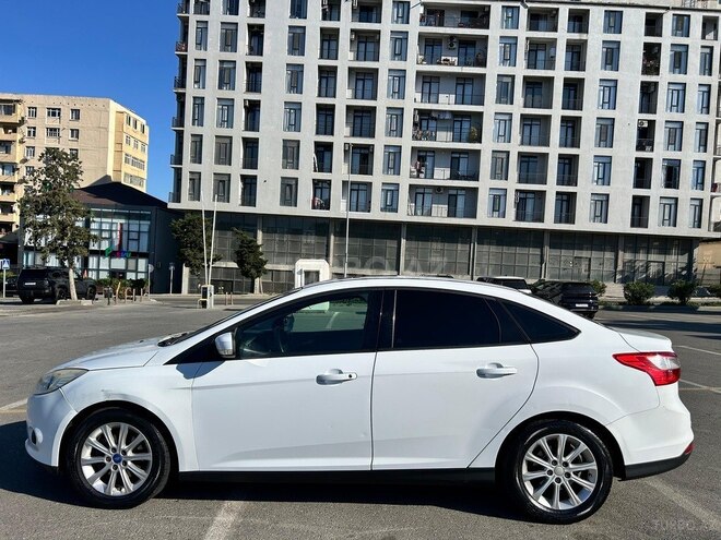 Ford Focus-8