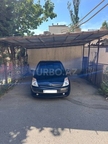Toyota Prius-1