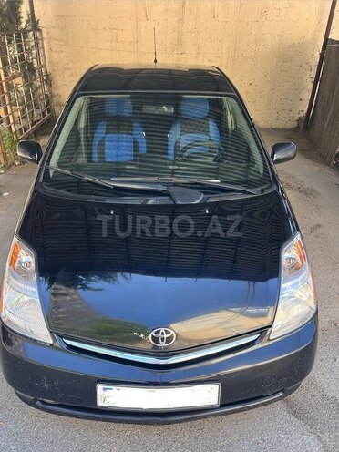 Toyota Prius-2
