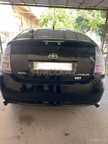 Toyota Prius-10