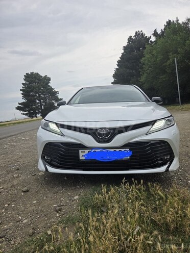 Toyota Camry-1