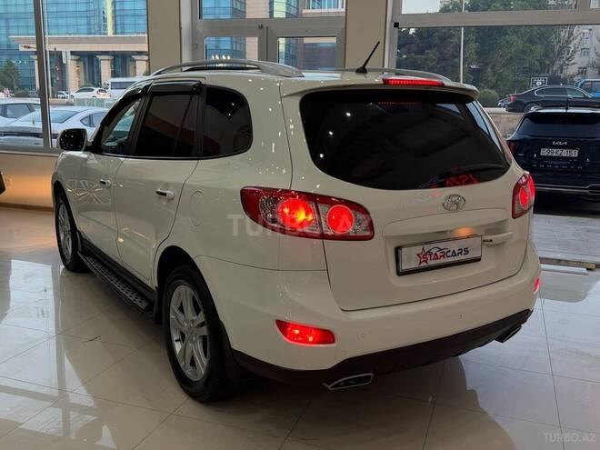 Hyundai Santa Fe-7