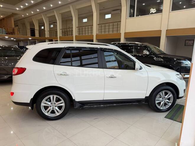 Hyundai Santa Fe-9