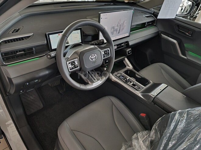 Toyota RAV4-18