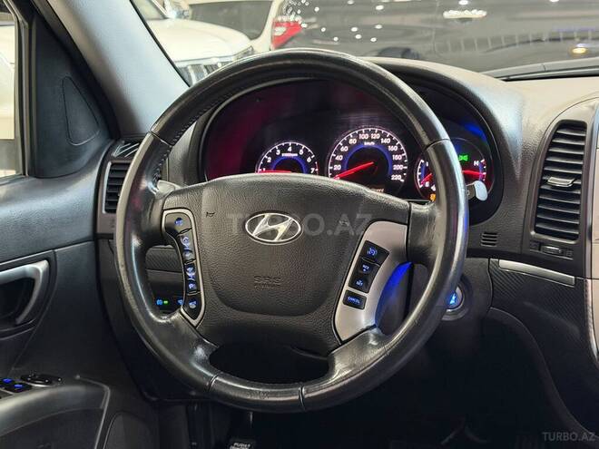 Hyundai Santa Fe-18