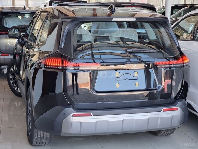 Toyota RAV4-12