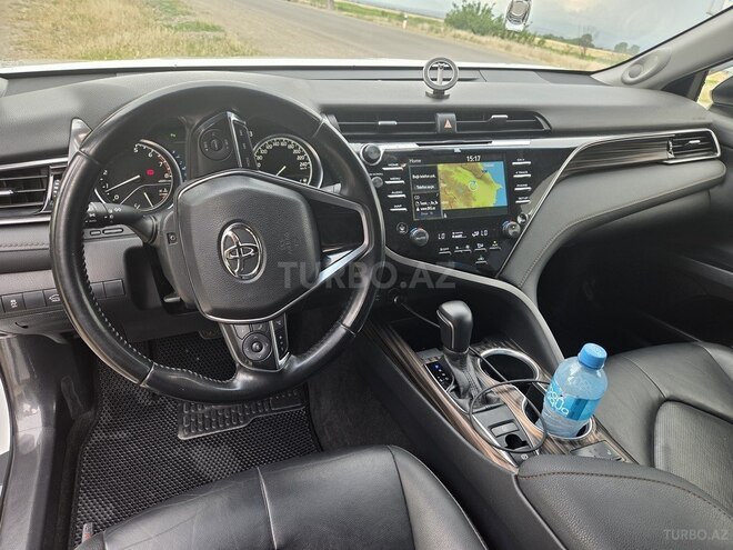 Toyota Camry-7