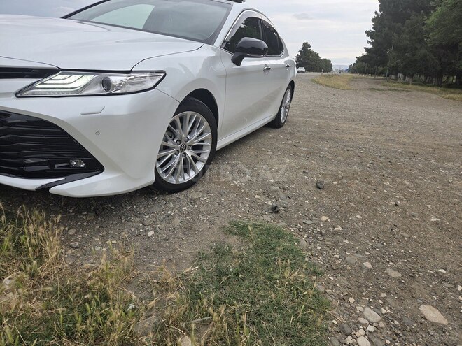 Toyota Camry-8