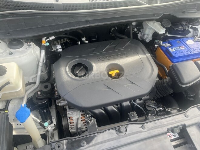 Hyundai ix35-16