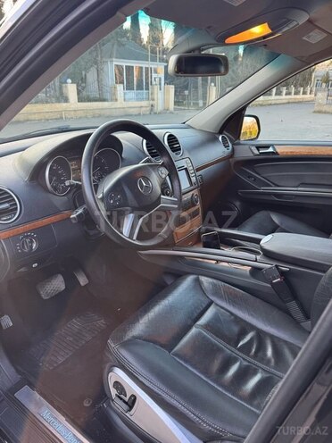 Mercedes GL 500 4MATIC-7