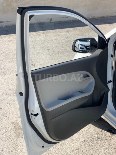 Kia Picanto-6