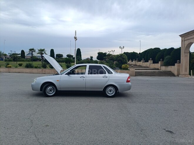 LADA (VAZ) Priora-8