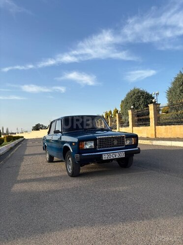 LADA (VAZ) 2107-2