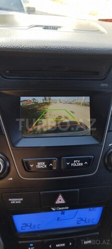 Hyundai Santa Fe-7