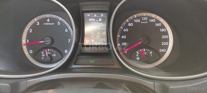 Hyundai Santa Fe-6