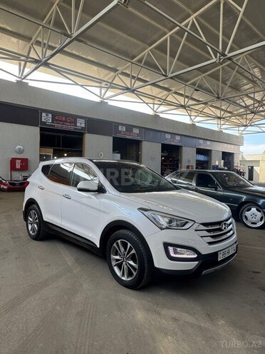 Hyundai Santa Fe-12